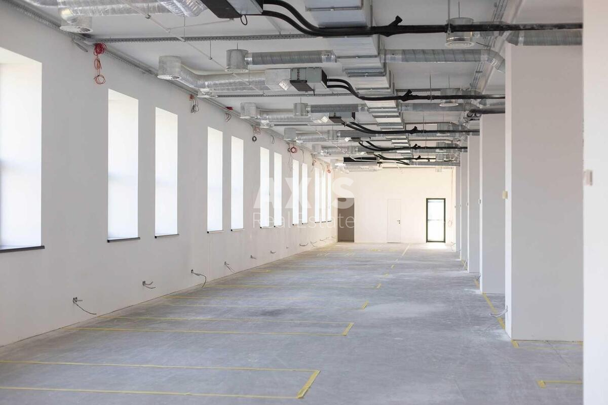 Office vul. Akademika Knyshova 6, 565m2618360