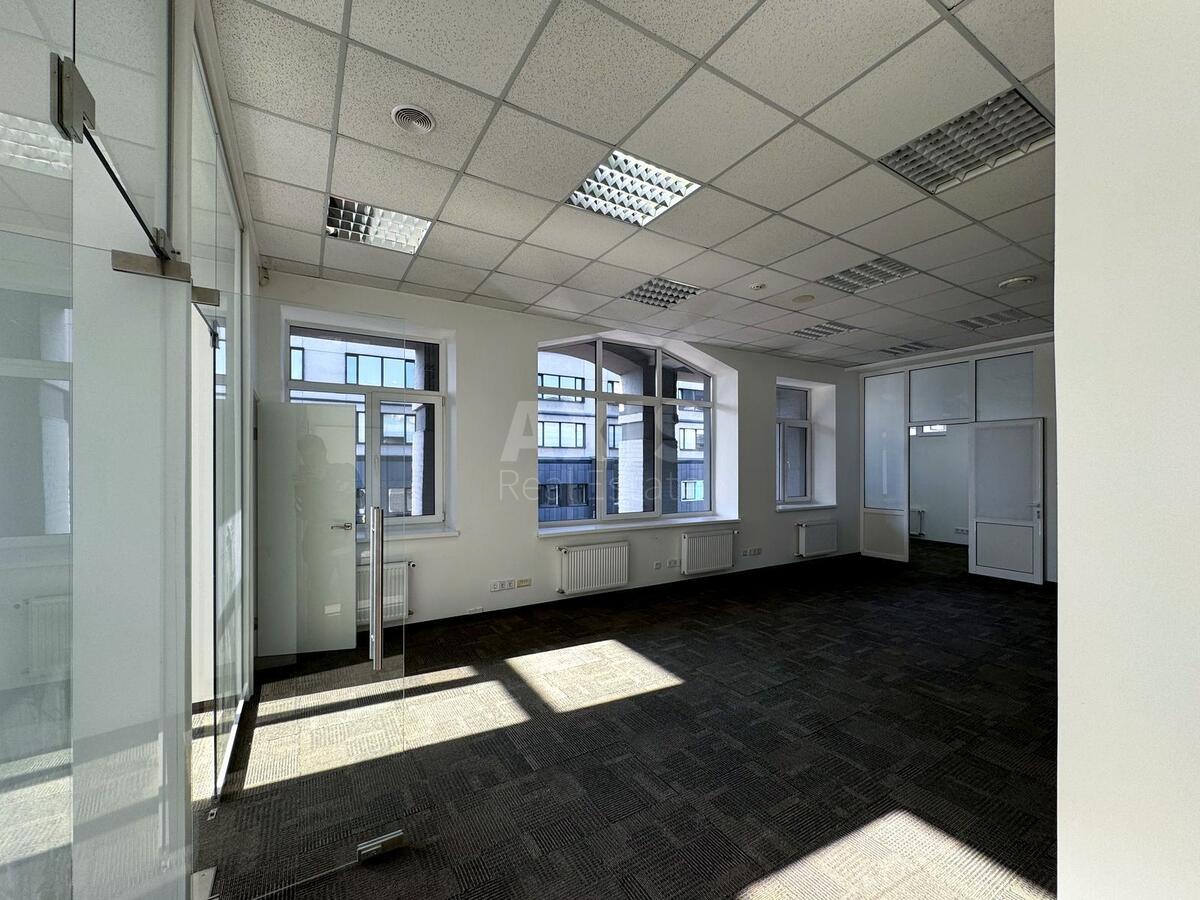 Office vul. Pymonenka Mykoly 13, 398m2619232