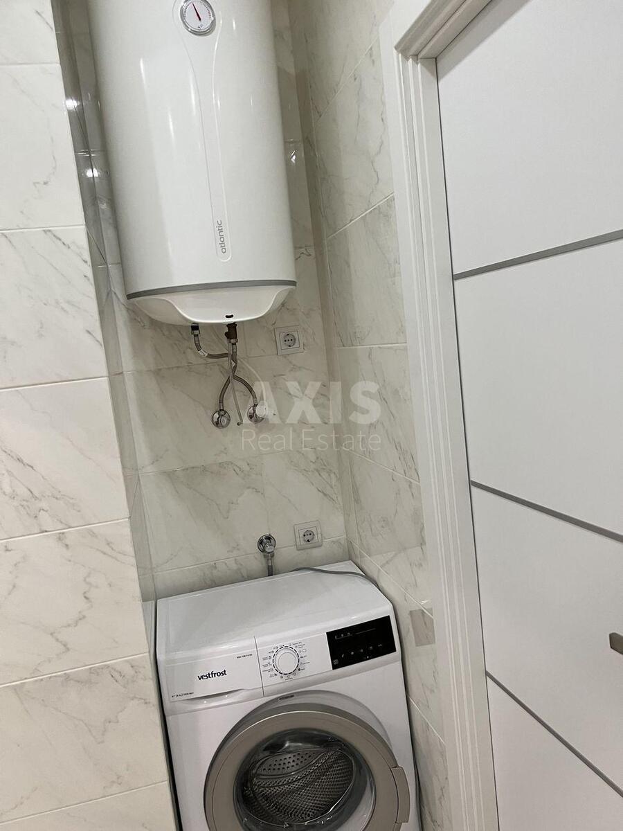 1k apartment vul. Vyshnjakivs'ka 2619474