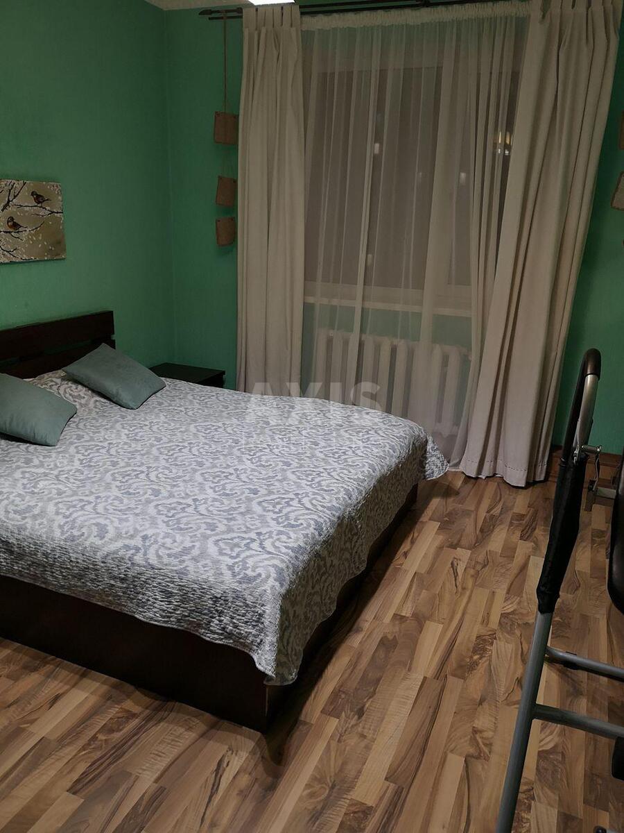 3k apartment vul. Ahmatovoi' Anny 132