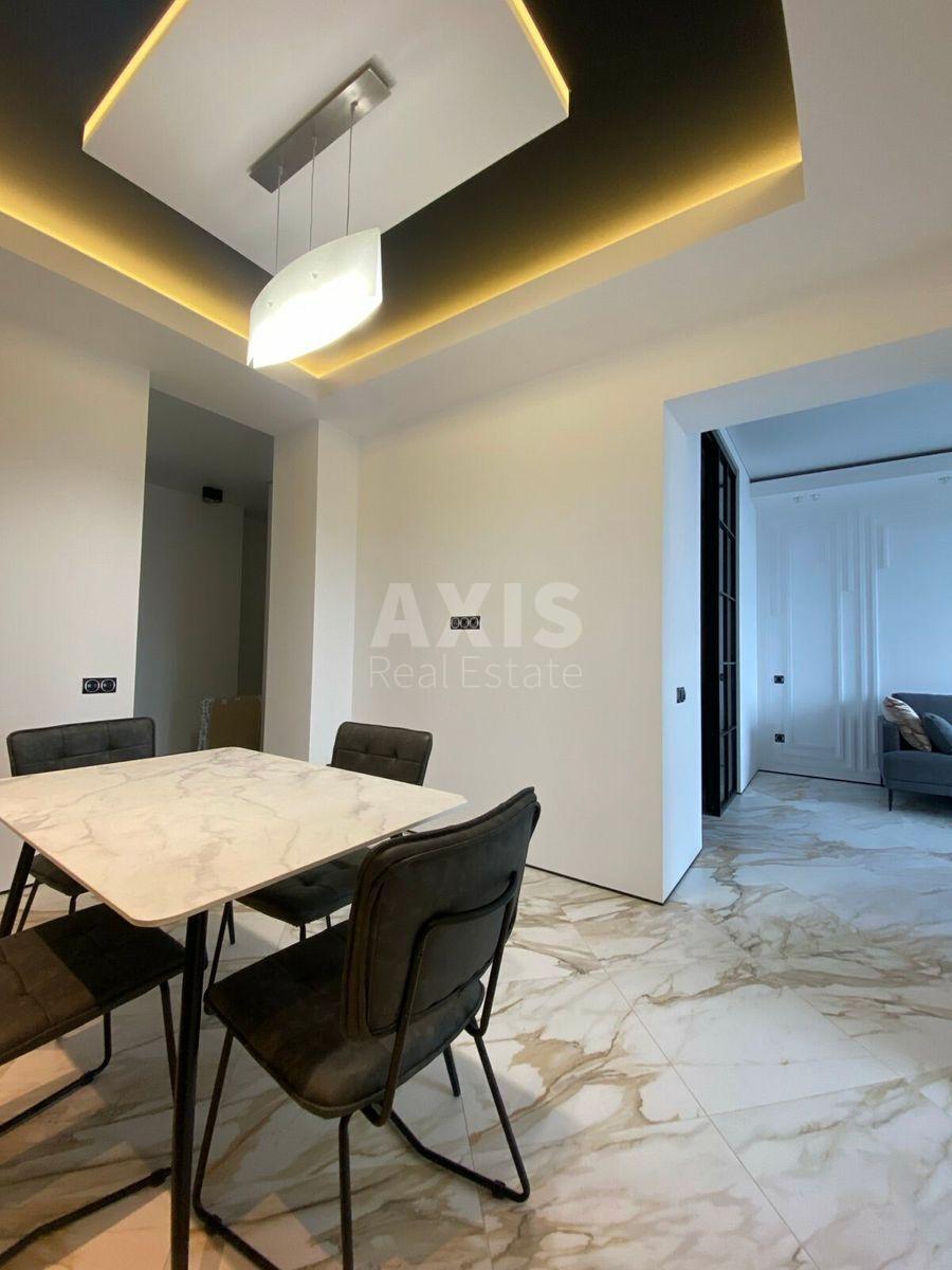 3k apartment vul. Dragomyrova Myhajla 14Б1