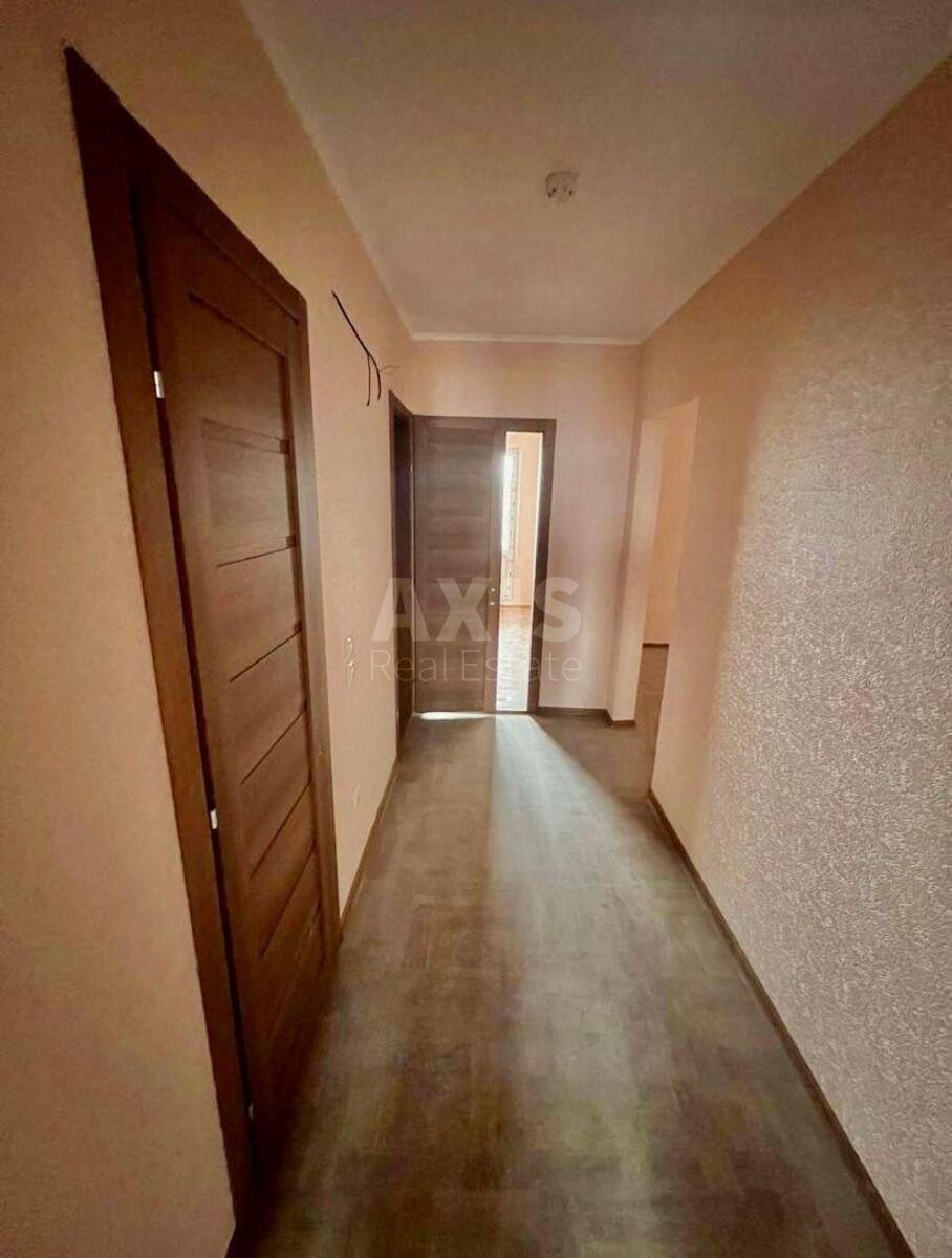 3k apartment vul. Konopljans'ka 221