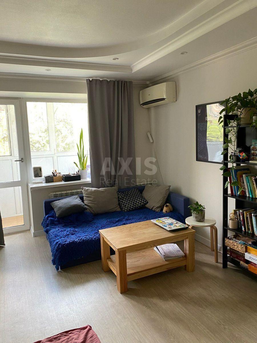 1k apartment vul. Zhyljans'ka 451