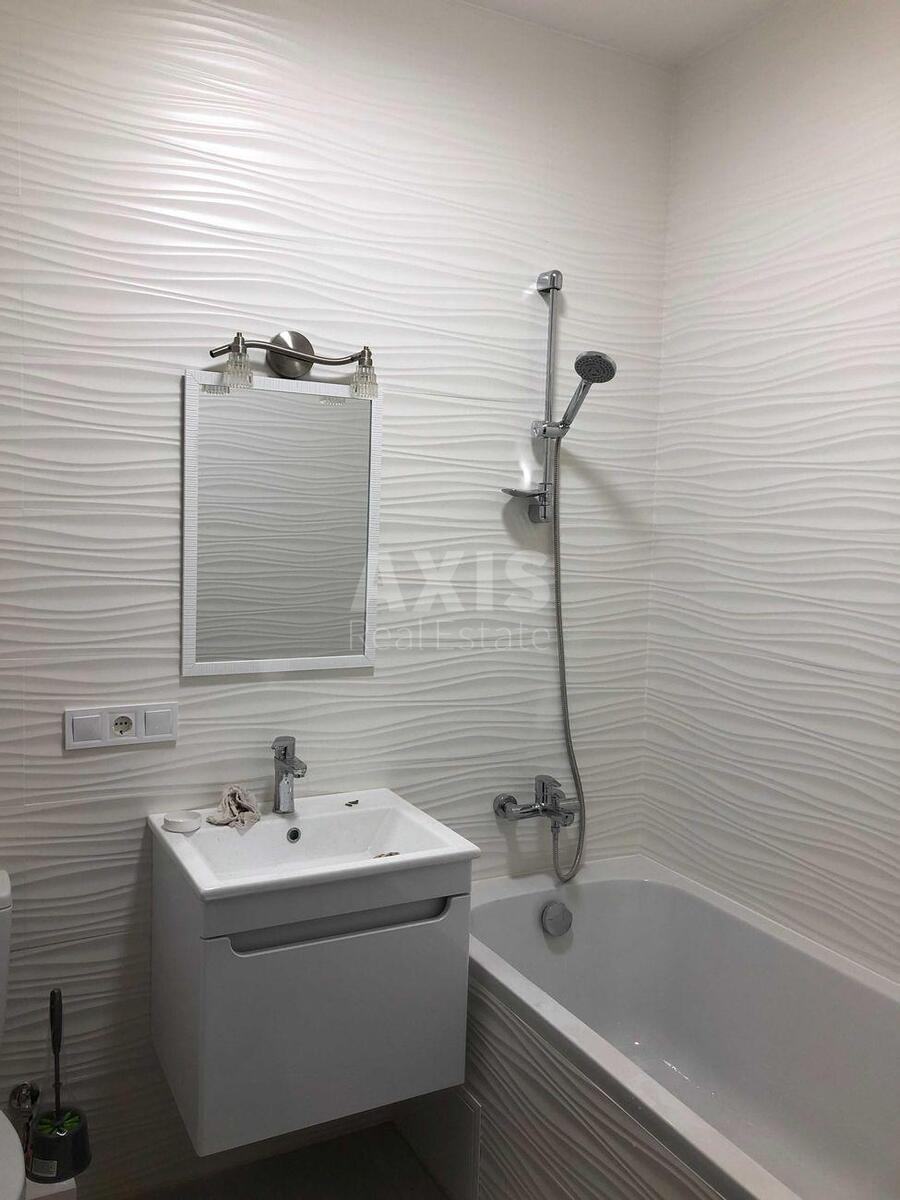 1k apartment vul. Novopol'ova 26