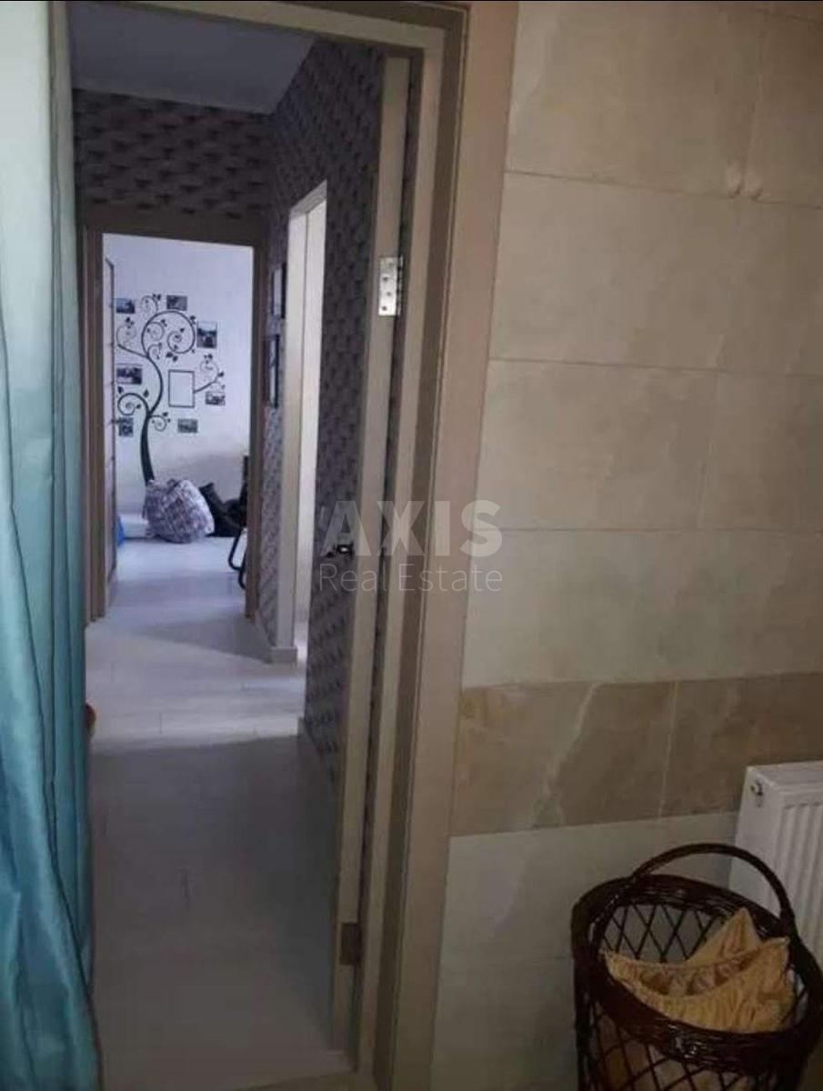 1k apartment vul. Myloslavs'ka 215