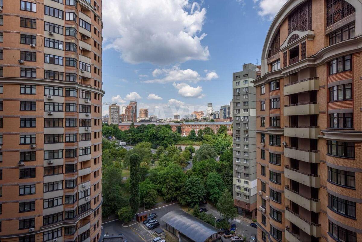 3k apartment vul. Staronavodnyc'ka 6Б17