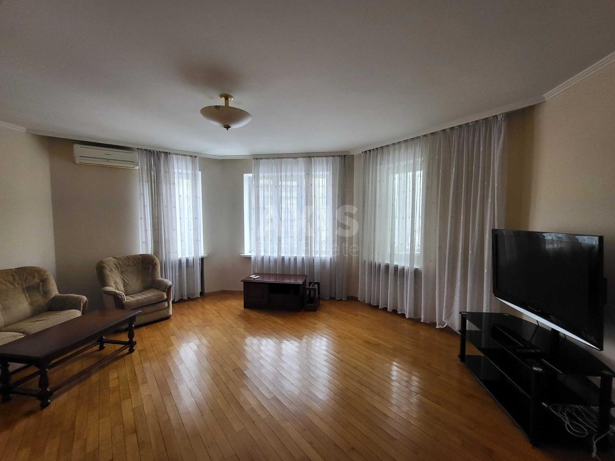 3k apartment vul. Mykil's'ko-Slobids'ka 2Б1