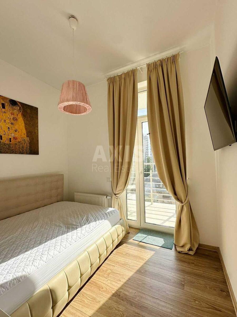 1k apartment vul. Barbjusa Anri 52/15