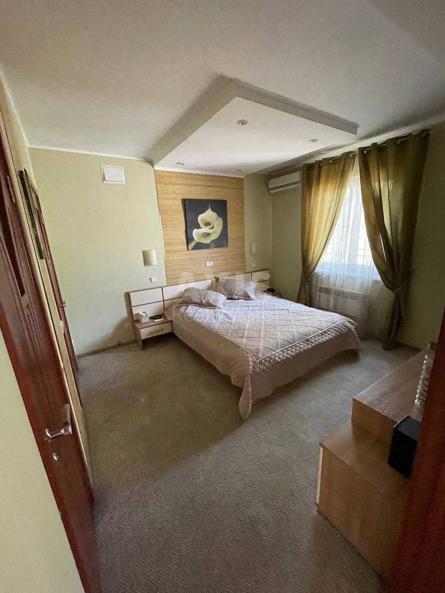 House vul. Ol'zhycha, 180m2, Kyiv city1