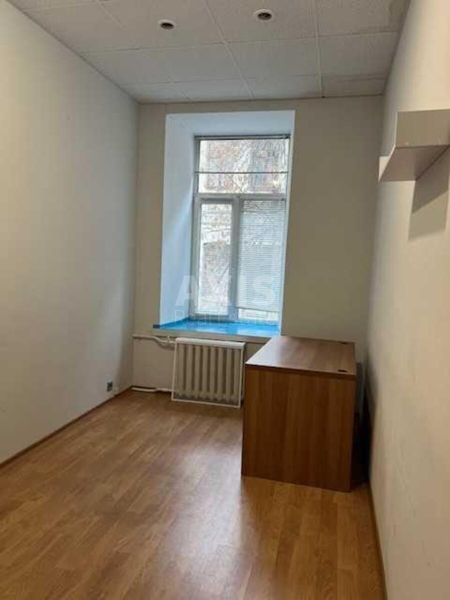 Office vul. Glybochyc'ka 13, 47m2