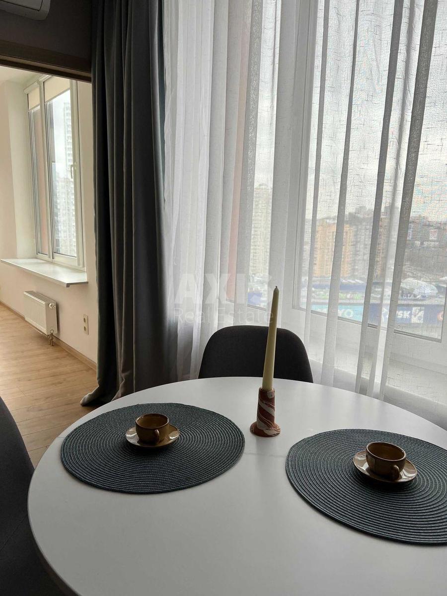 2k apartment nab. Dniprovs'ka 1812