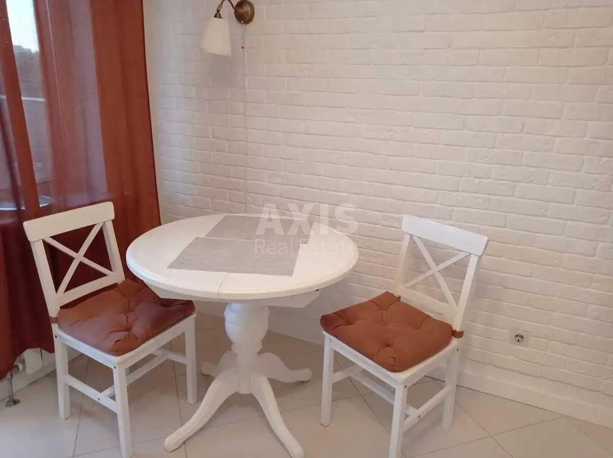2k apartment vul. Sikors'kogo Igorja Aviakonstruktora 4Б0