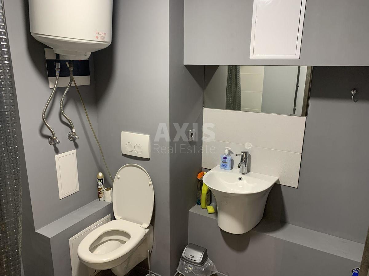 1k apartment vul. Vozdvyzhens'ka 28/307
