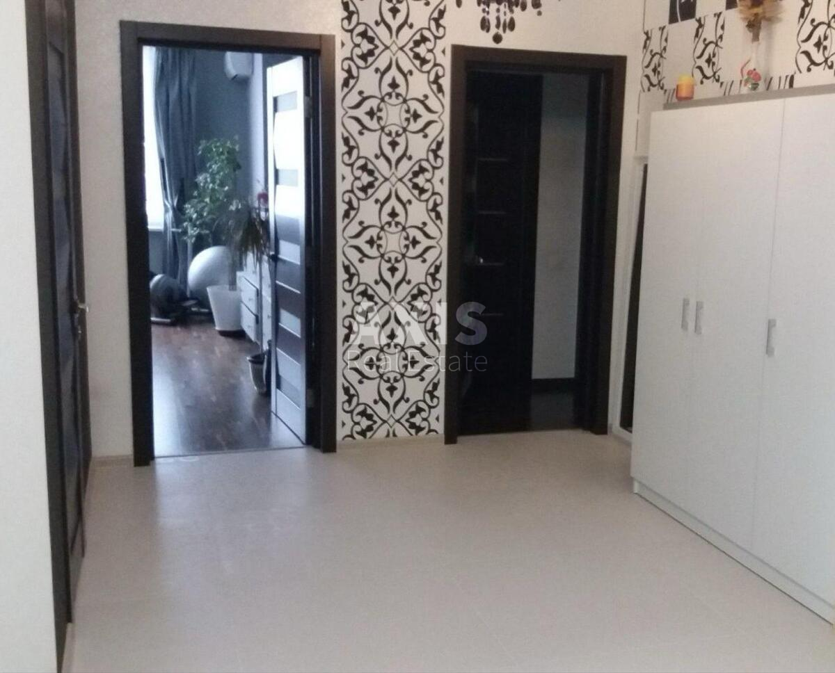 3к квартира ул. Ушакова Николая 1В516521