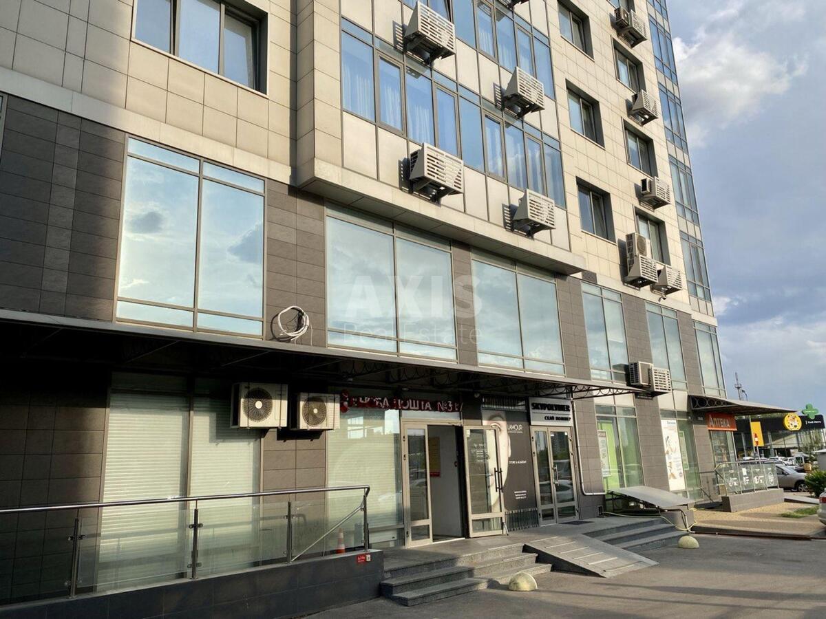 Объект торговли ул. Трускавецкая 2А, 64м22