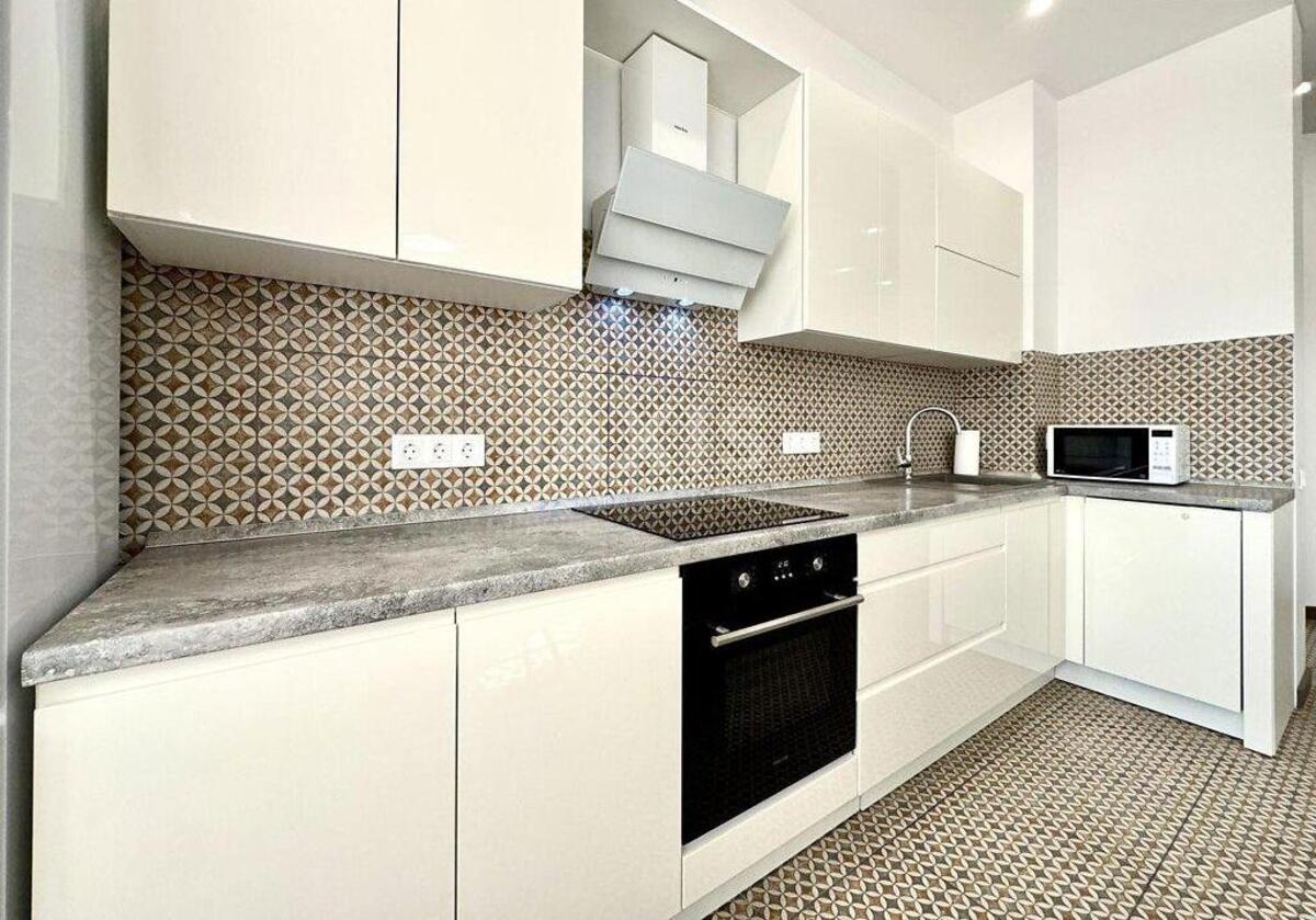 2k apartment vul. Barbjusa Anri 37/158138