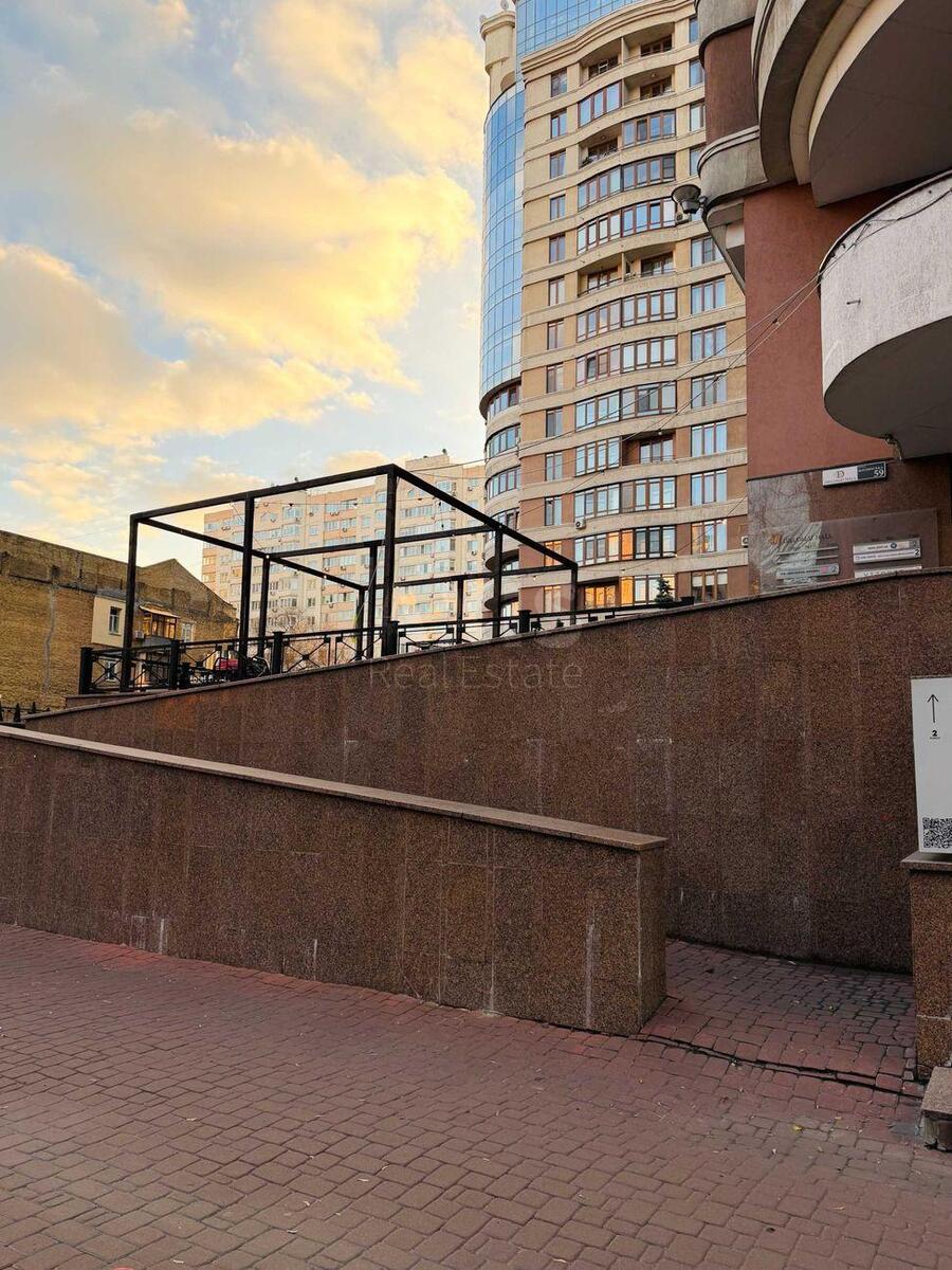 Объект торговли ул. Жилянская 59, 80м2624660