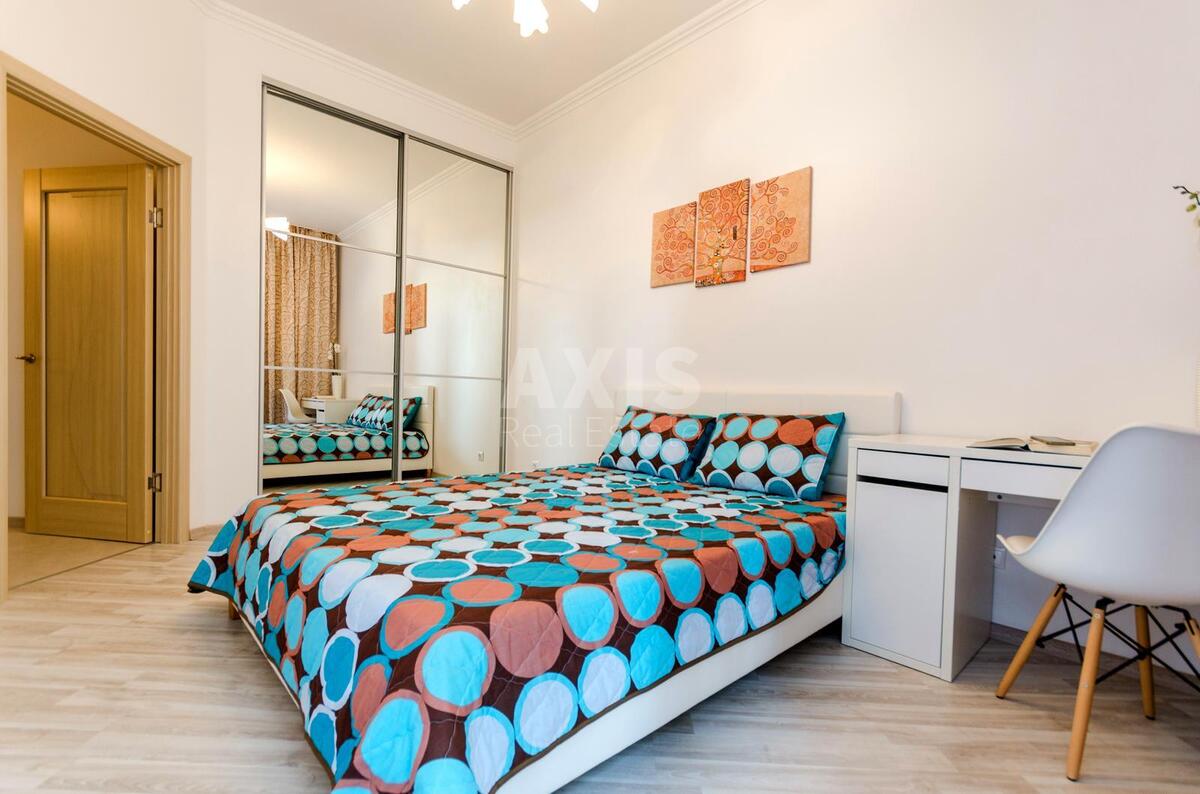 3k apartment vul. Jevgena Konoval'cja 44А624423