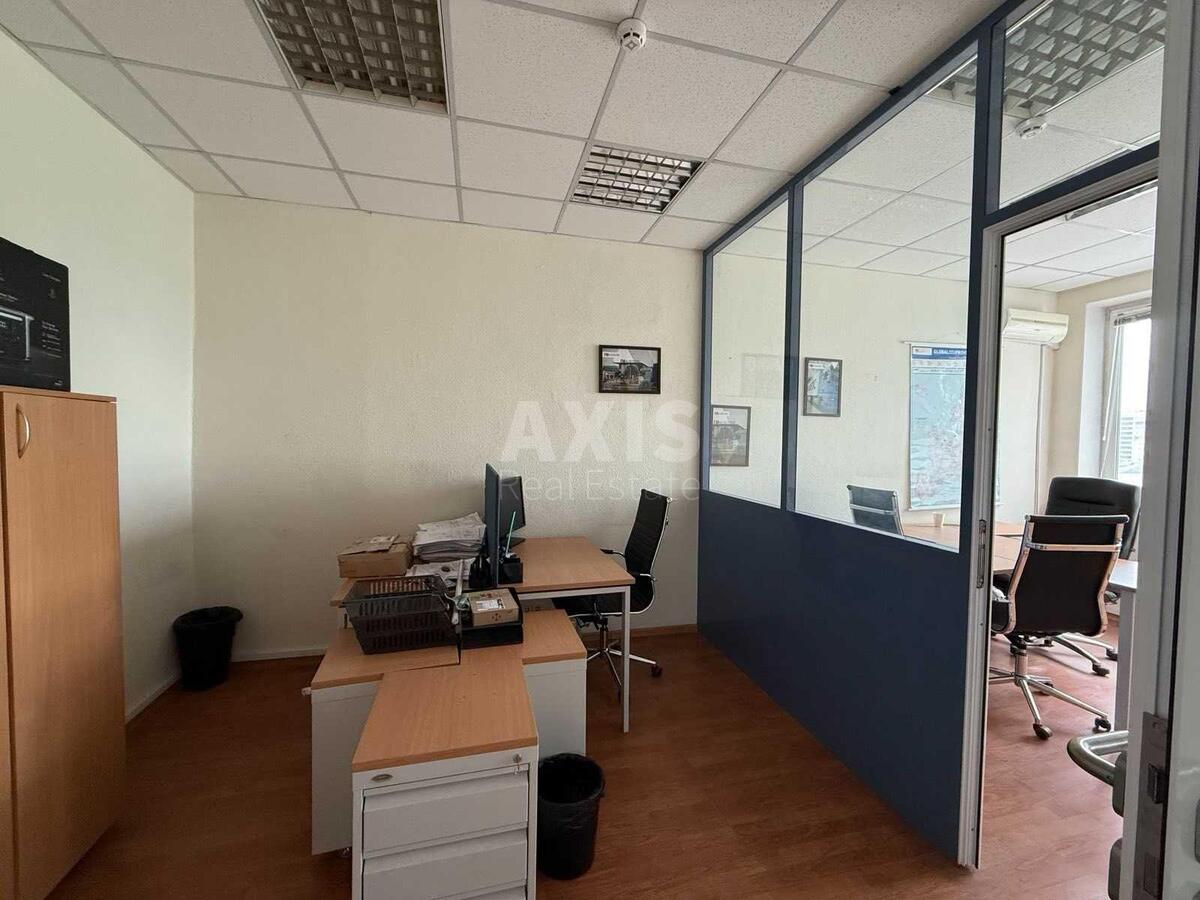Office vul. Sverstjuka Jevgena 2А, 59m2571952