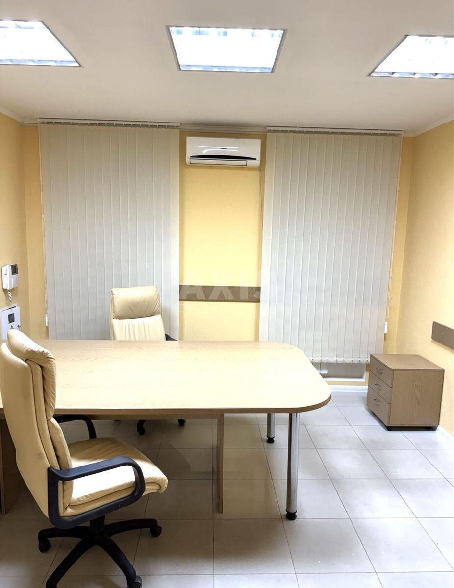 Office vul. Velyka Vasyl'kivs'ka 82А, 82m2621692