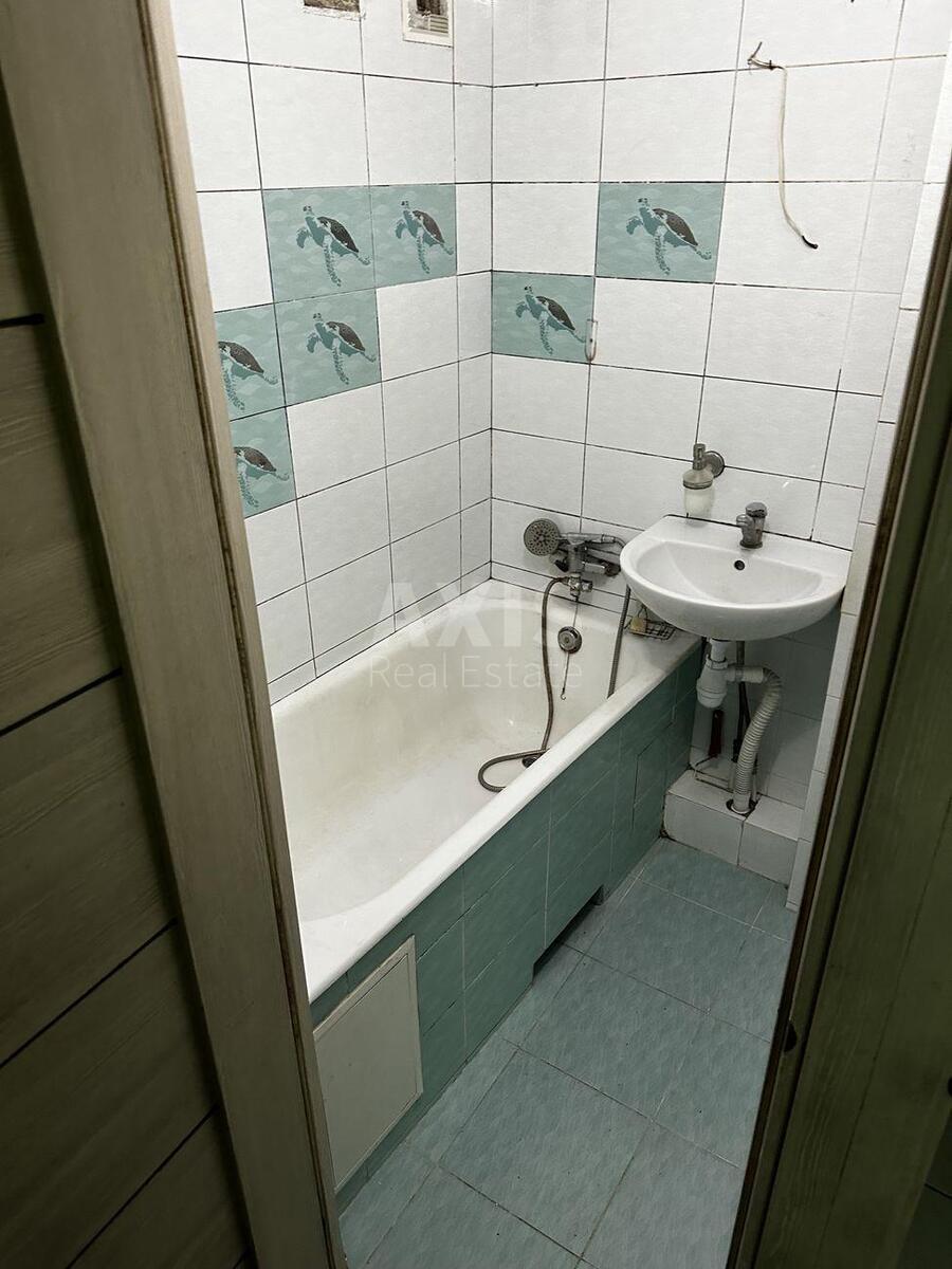2k apartment vul. Bratyslavs'ka 164