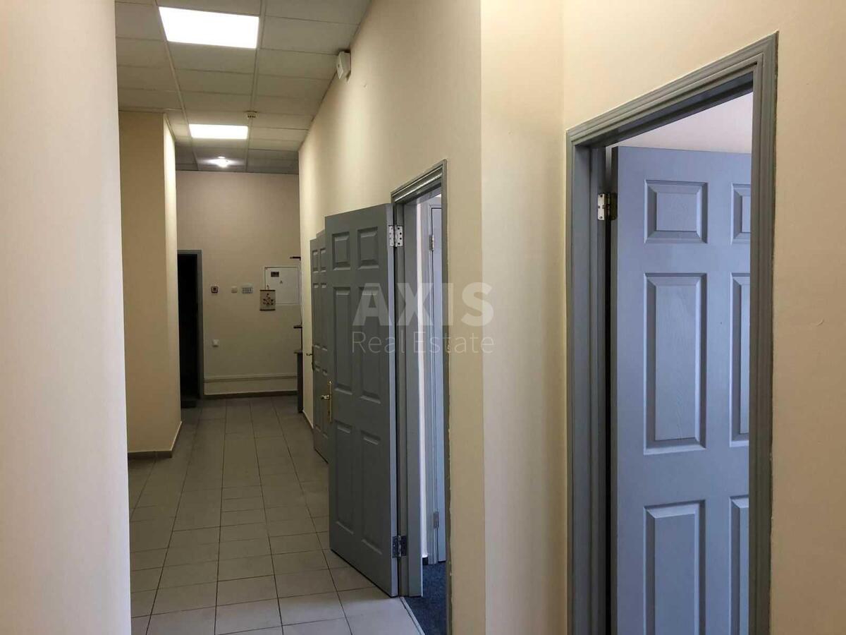 Office vul. Velyka Vasyl'kivs'ka 77, 210m24