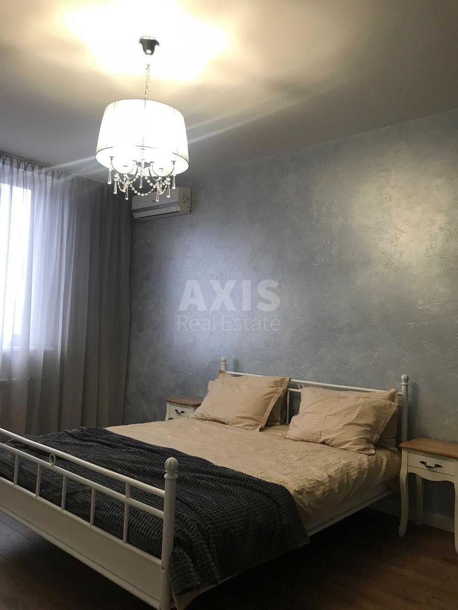 4k apartment vul. Knjazhyj Zaton 213