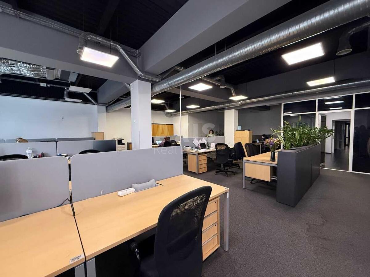 Office vul. Gajdara 58/10, 362m2634270