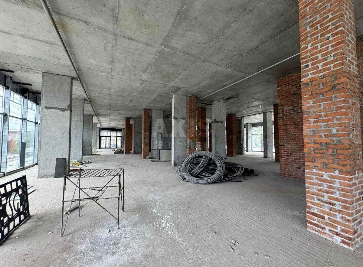 Office vul. Central'na 21, 900m2593285