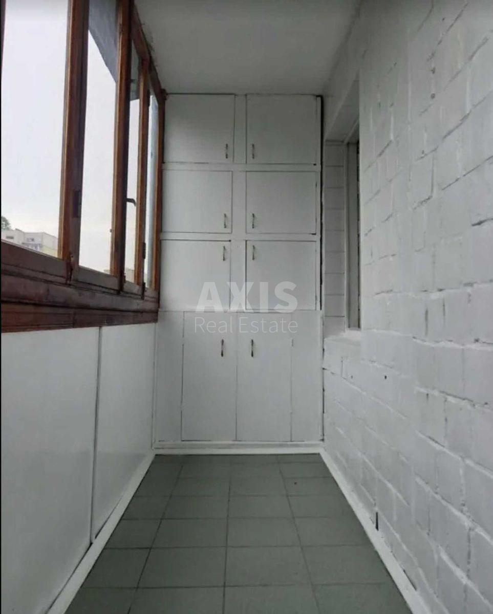 1k apartment vul. Kotel'nykova Myhajla 76