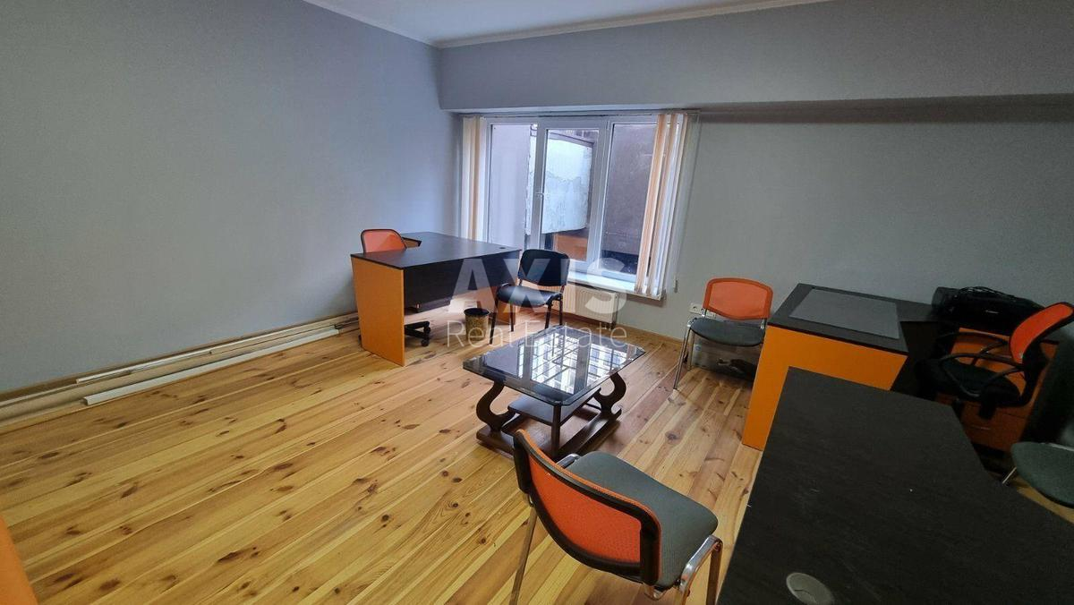 Office vul. Glybochyc'ka 13, 47m21