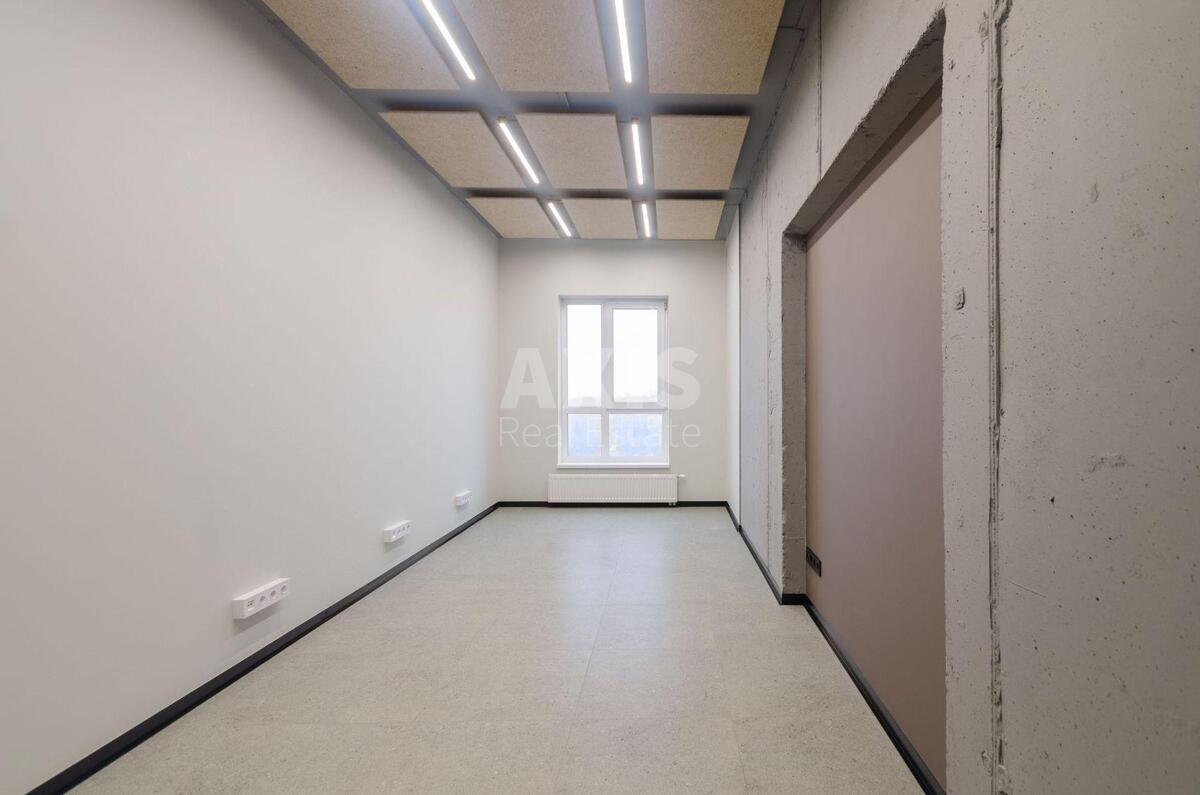 Office vul. Antonovycha 109, 172m27
