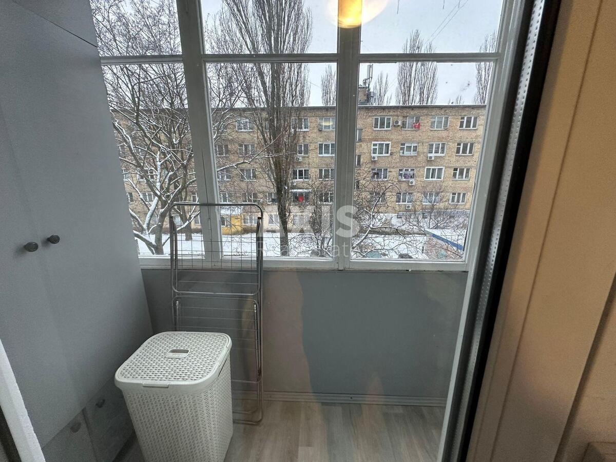 3к квартира пр-т Леся Курбаса 18А580402