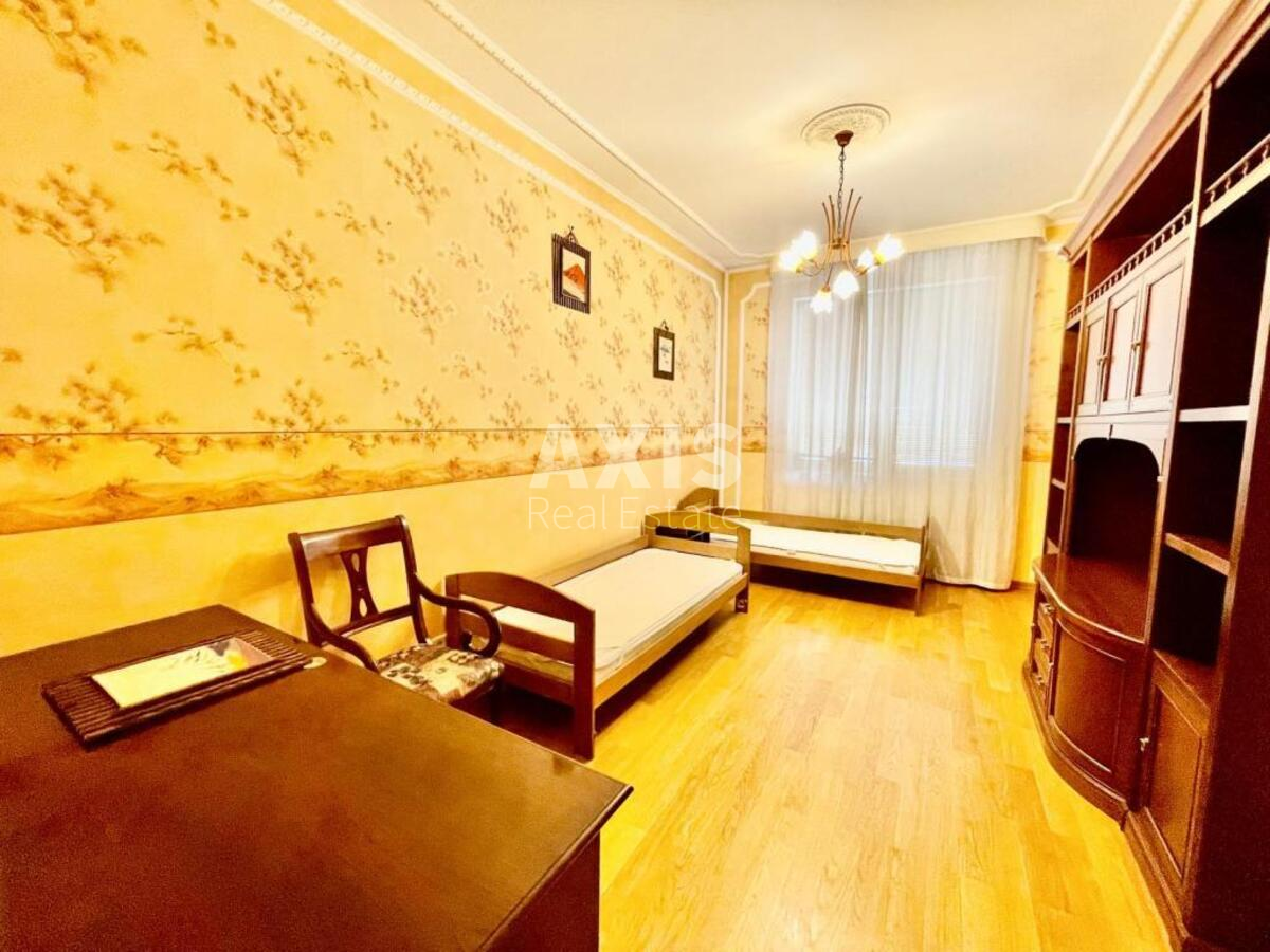 3k apartment vul. Tvers'ka 22