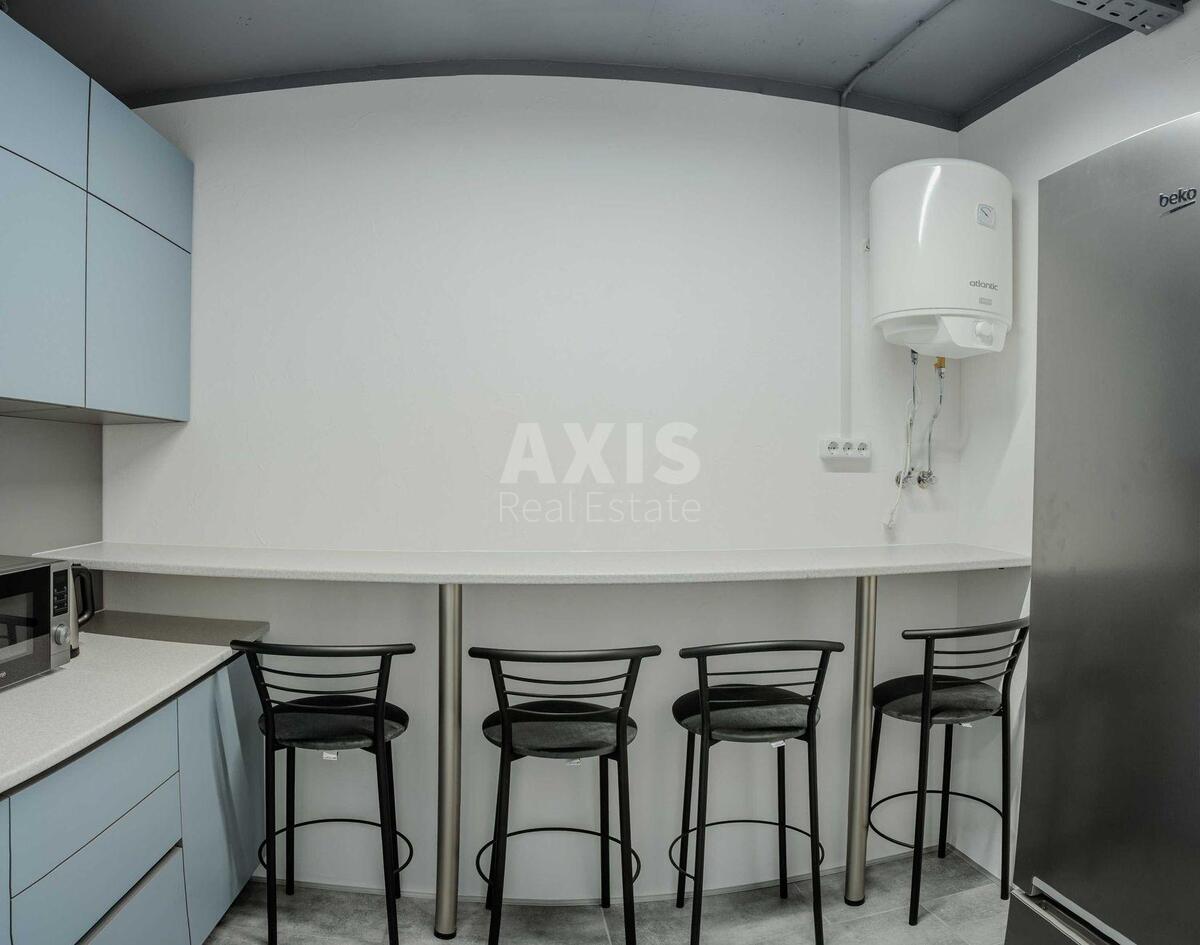 Office pr-t Peremogy 11, 98m2597215