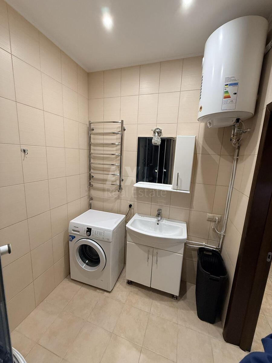 1k apartment vul. Lucenka Dmytra 10601109