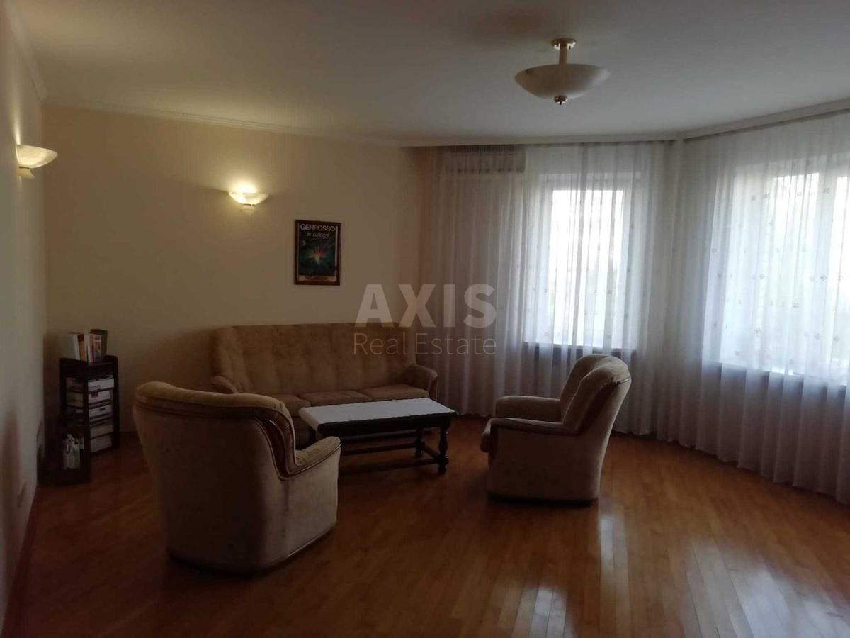 3k apartment vul. Mykil's'ko-Slobids'ka 2Б2