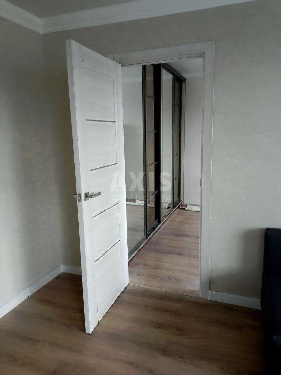 2k apartment prov. Golosii'vs'kyj 9110