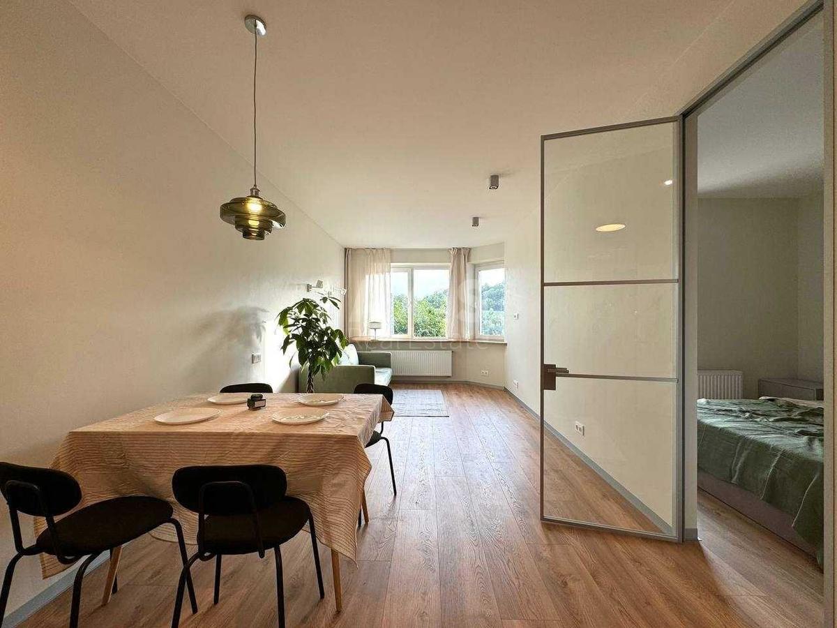 1k apartment vul. Kyrylivs'ka 371