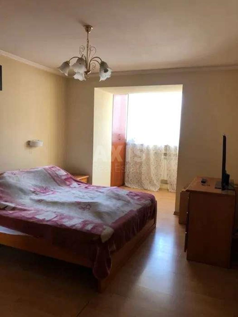 3k apartment vul. Knjazhyj Zaton 140