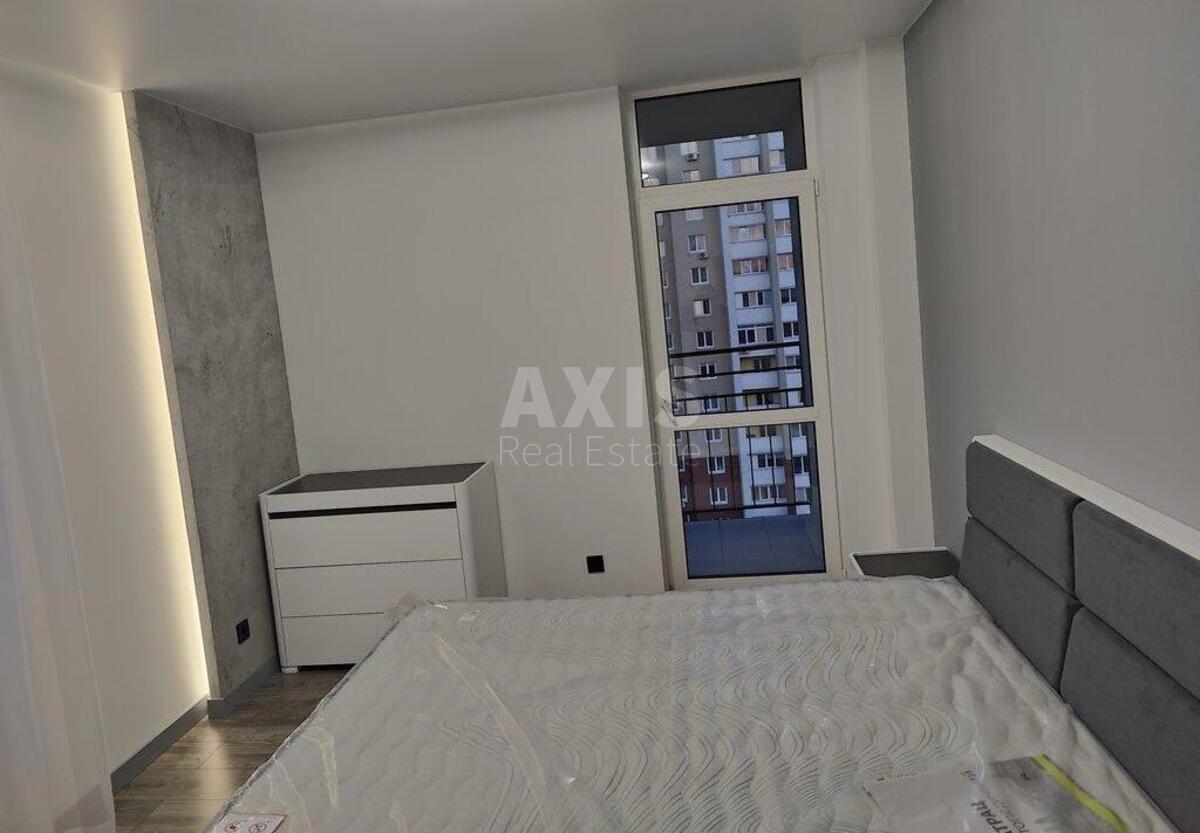 2k apartment vul. Rodyny Kristeriv 202