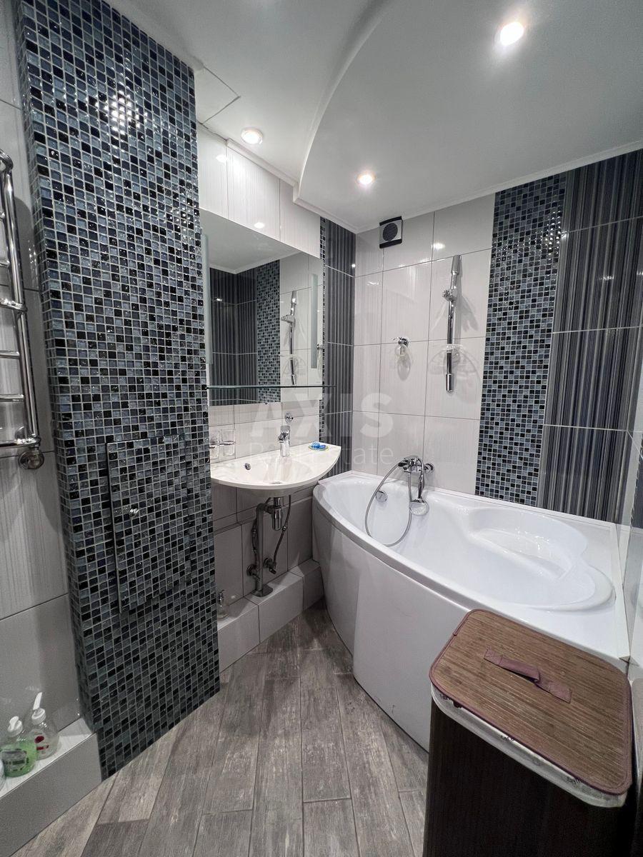 2k apartment vul. Degtjarivs'ka 156
