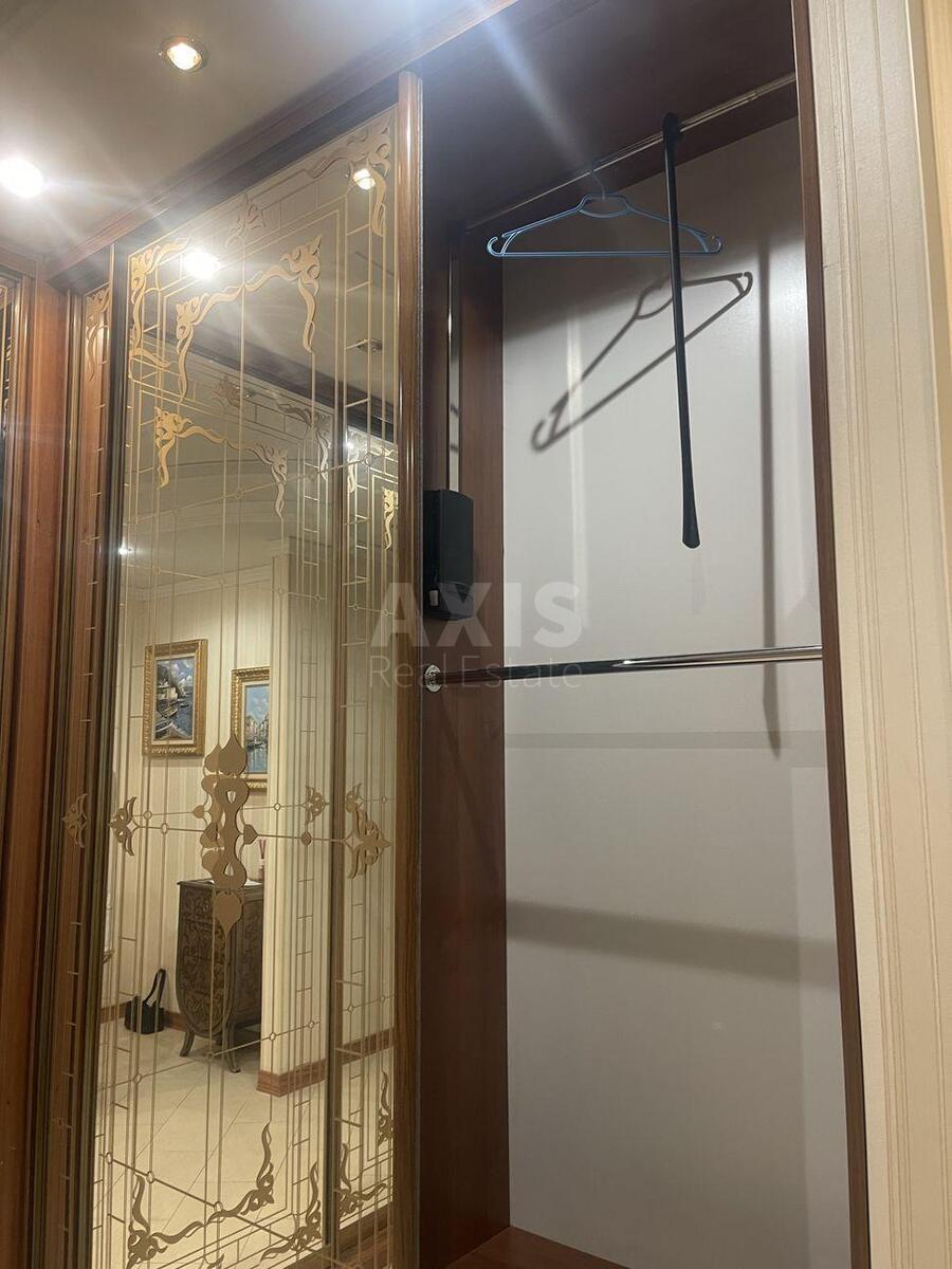 4к квартира ул. Евгения Коновальца 32Б625281