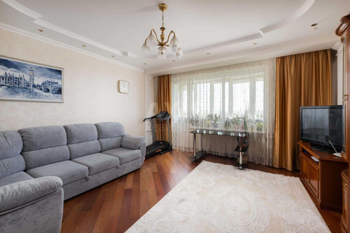 3к квартира ул. Старонаводницкая 8А6248610