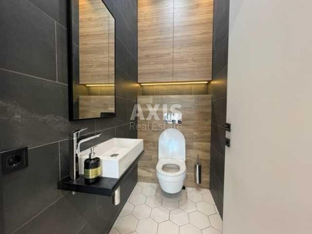 Office uzv. Klovs'kyj 7, 170m2431877