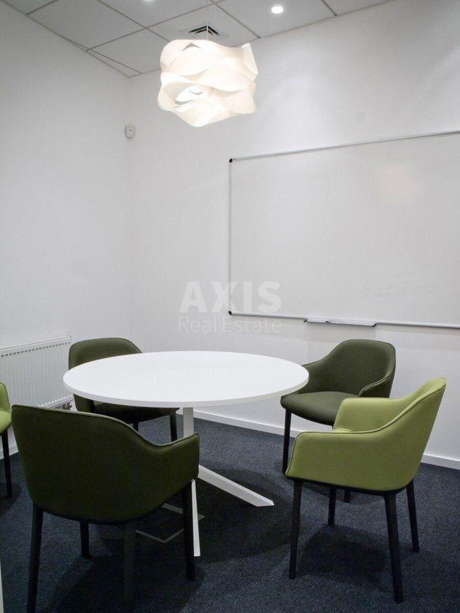Office vul. Myhajlivs'ka 7, 424m20