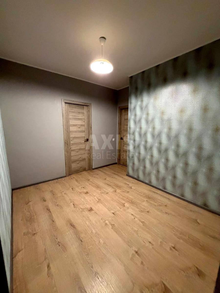 3к квартира ул. Кустанайская 13616633