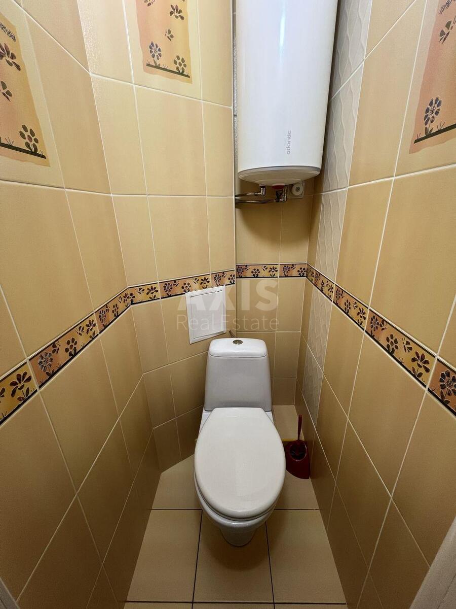 2k apartment vul. Trostjanec'ka 7В10