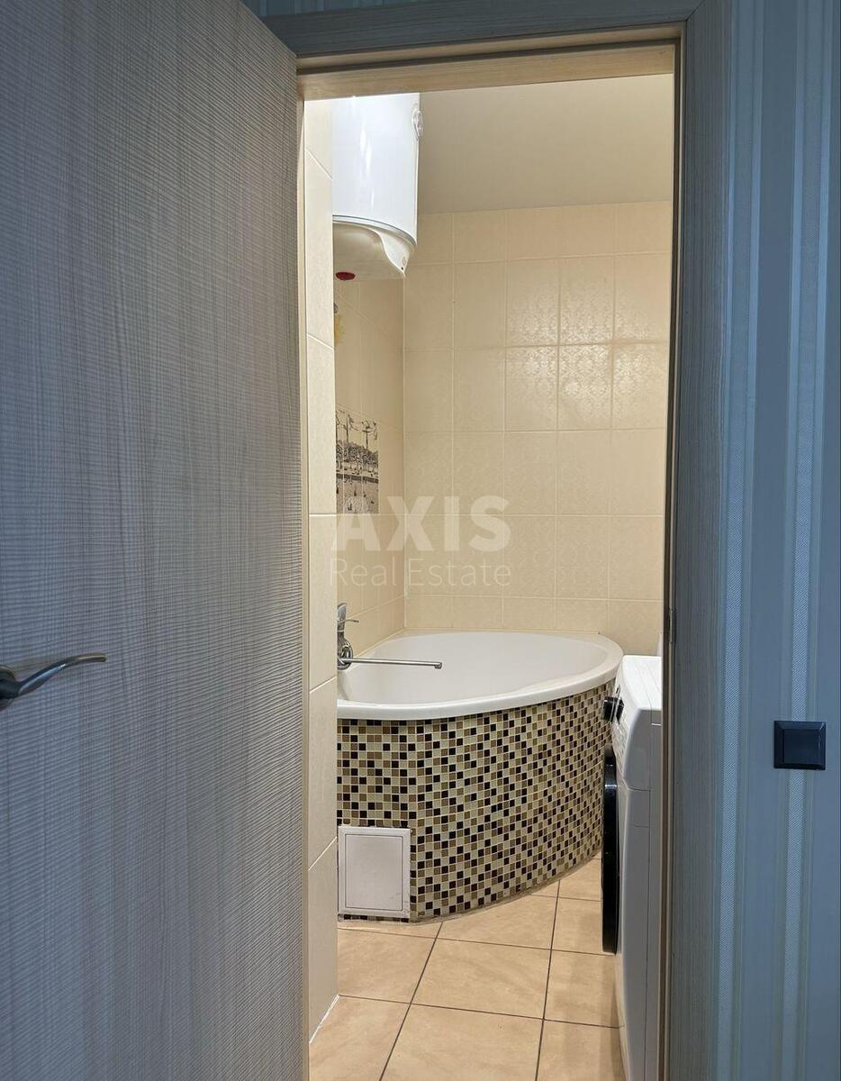 1k apartment vul. Metrologichna 1091