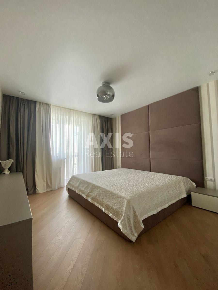 2k apartment vul. Patriarha Mstyslava Skrypnyka 48А6